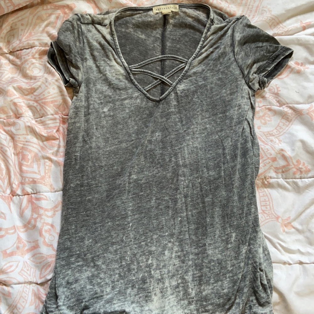 Crisscross V neck lightweight top